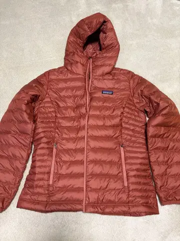 patagonia 나노 퍼프 후디 M 사이즈 새상품급 착용 1회
