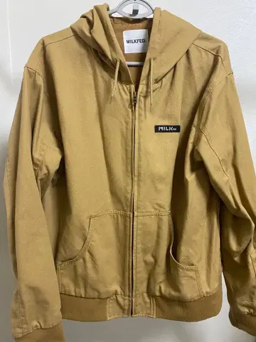 밀크 페도 지퍼 자켓 M 사이즈