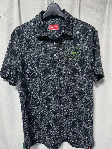 new balance 플라워 프린트 피케 셔츠