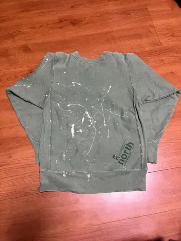 일렉트릭 코티지 M 맨투맨