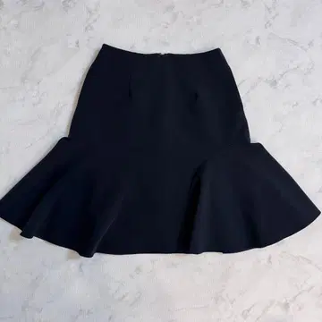 Aveniretoile 블랙 플레어 스커트