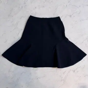 Aveniretoile 블랙 플레어 스커트