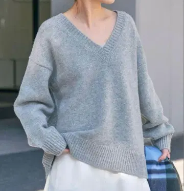 Spick & Span 로우게이지 니트 V넥 풀오버