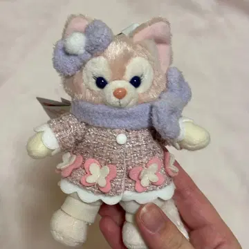 리나벨 스노위데이 인형 배지