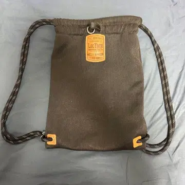 loctote 플랙색 블랙