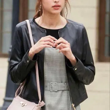 컨디션 최상 anysis 양가죽 노카라 자켓 M 사이즈 블랙