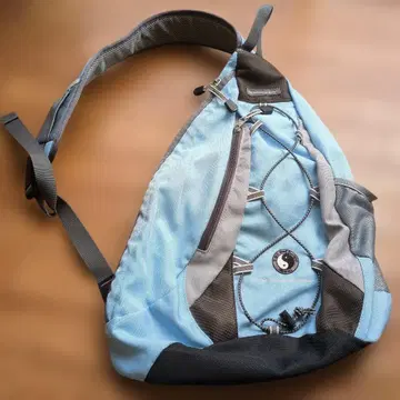 슬링백팩 Yin Yang 로고