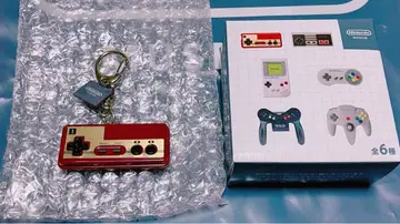 닌텐도 뮤지엄 게임 하드 키링 컬렉션 패미컴