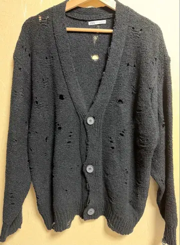 ZARA 데미지 가공 가디건 S-M