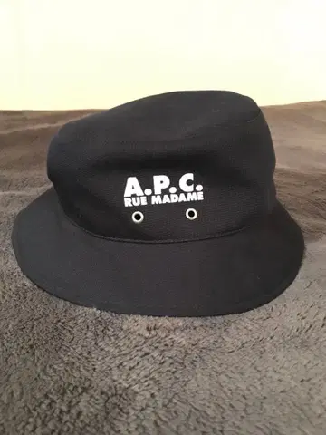 A.P.C. 버킷햇 사이즈 58 네이비