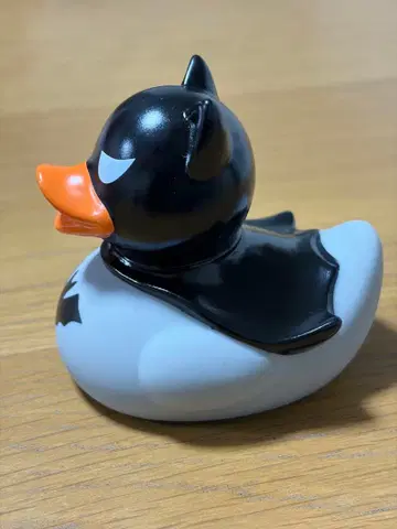 배트맨풍 오리 피규어 러버덕