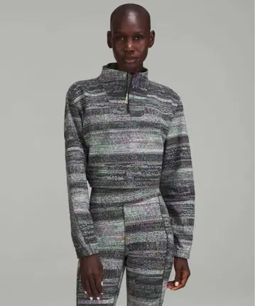 LAB Jacquard Cropped 1/2Zip