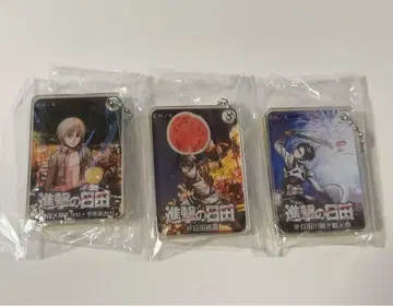 진격의 거인 진격의 히타 가챠 아크릴 키링 아르민 엘렌 리바이