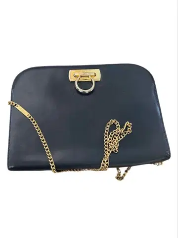 페라가모 골드 체인 숄더백 인증서 포함