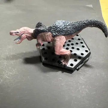 몬스터 헌터 안쟈나프 피규어