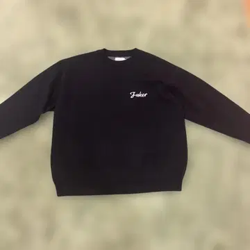 Faker Victory 크루넥 니트