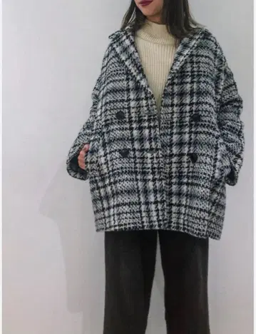 PUBLIC TOKYO 로빙 빅 체크 코트