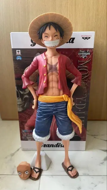 몽키 D 루피 그란디스타 피규어