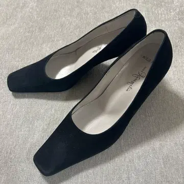 긴자 카네마츠 아쿠아벨 스웨이드 스퀘어토 펌프스 24.5