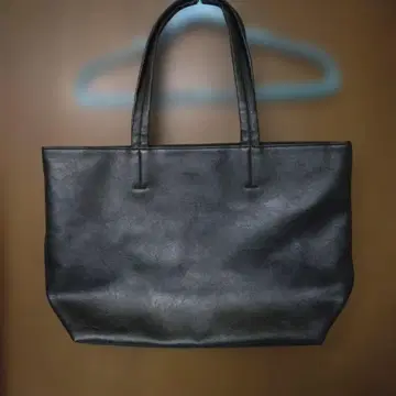 새상품급 LHP 블랙 합성 피혁 토트백