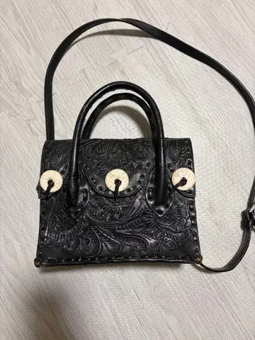 그레이스 콘티넨탈 숄더백