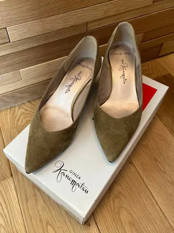 긴자 카네마츠 펌프스 21.5cm