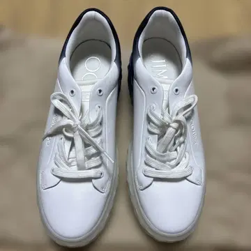 JIMMY CHOO 화이트/네이비 스니커즈