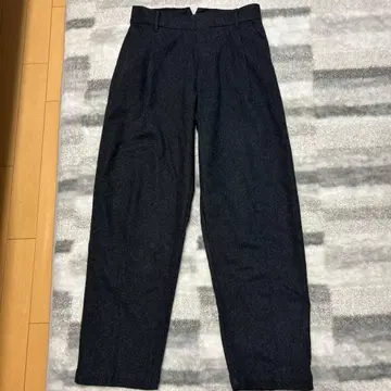 +J 다크 그레이 슬랙스