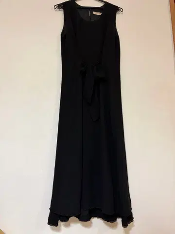 카네코 이사오 슬리브리스 블랙 드레스