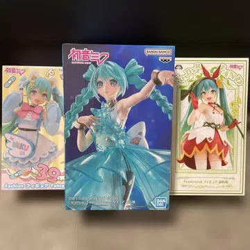 하츠네 미쿠 피규어 3개 세트