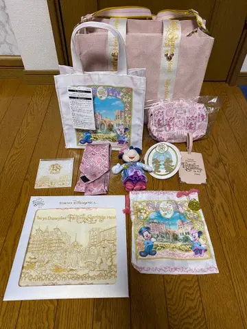 디즈니 판타지 스프링스 호텔 토트백 파우치 넥타이 복조리