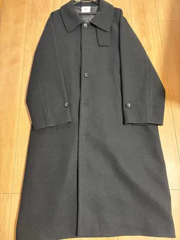 블랙 더블 버튼 체스터 코트