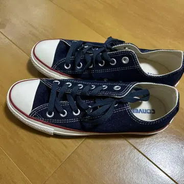 CONVERSE 네이비 로우컷 스니커즈