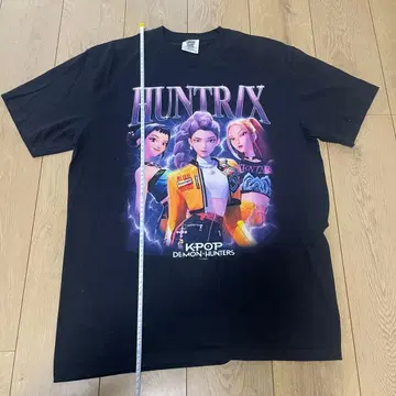 [유럽/미국 정품] KPOP 걸즈! 데몬 헌터즈 T셔츠 HUNTR/X