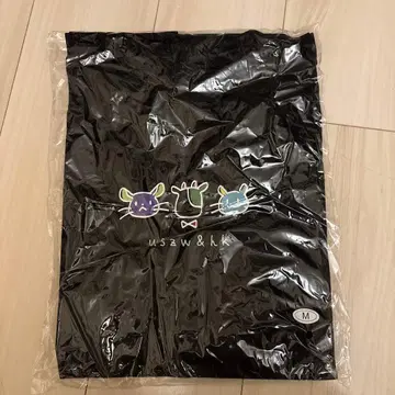 우시자와 손그림 디자인 T셔츠 M 사이즈 블랙