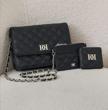 다리치 DD 로고 퀼팅 트래블 세트 BLK