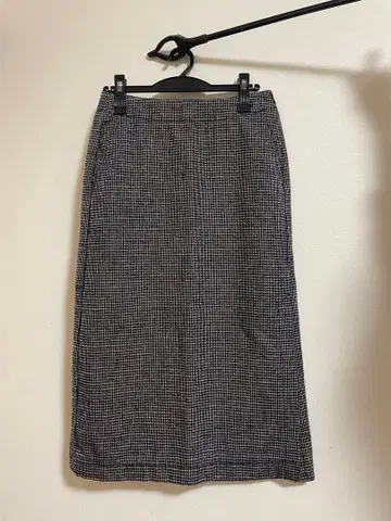 그레디 브릴리언트 타이트 스커트