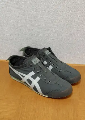 [ 새상품급 ] 오니츠카타이거 슬립온 23cm 카키