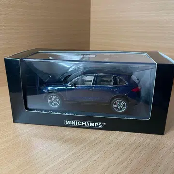 [ 새상품 ] 1/43 MINICHAMPS 포르쉐 카이엔 터보