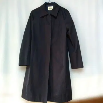 DGRACE 네이비 코트