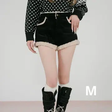 Darich 포인트 보아 코듀로이 숏팬츠