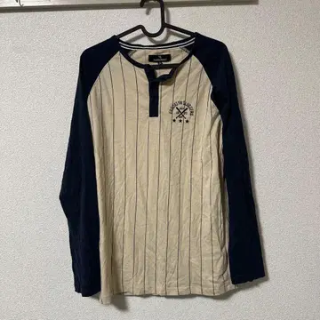 아이보리 네이비 스트라이프 긴팔 티셔츠