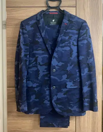 LOVELLESS 네이비 카모플라쥬 수트