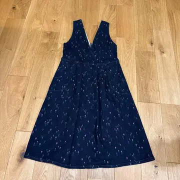 호코모모라 점퍼 스커트