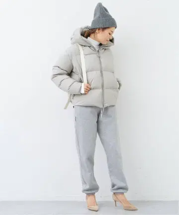 BACON 베이컨 다운 자켓