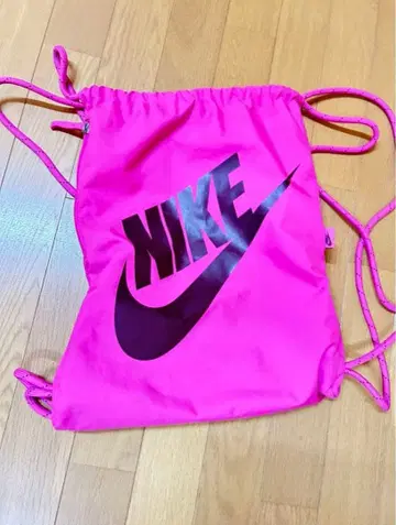 나이키 냅색 핑크 블랙