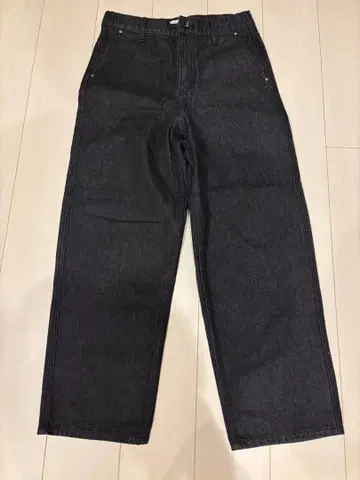 오센틱 스트레이트 데님 B5056