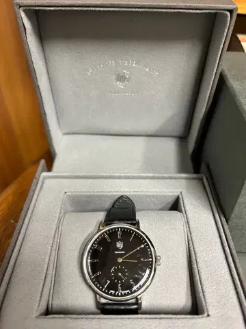 DUFA 아날로그 시계 블랙