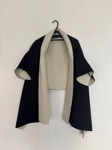 Sofie D'hoore 네이비/베이지 롱 코트 M