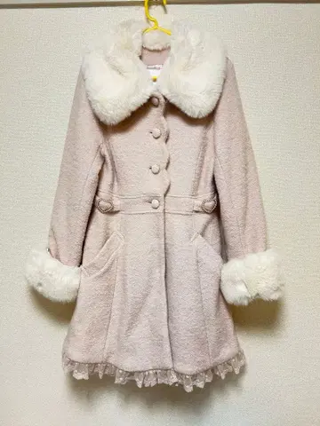 LIZLISA 퍼 카라 부착 핑크 코트